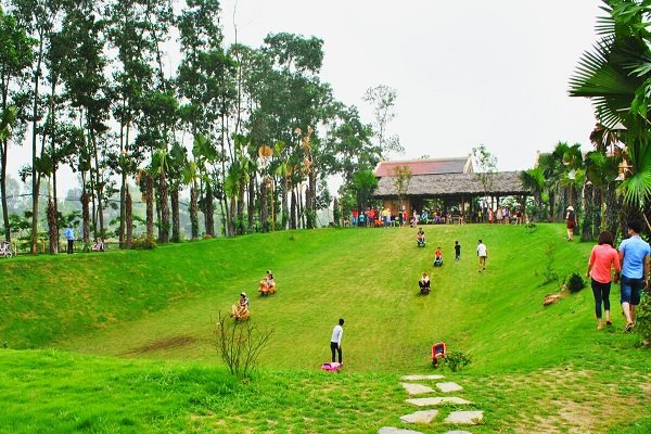 Tour Mộc Châu - Amazing Race